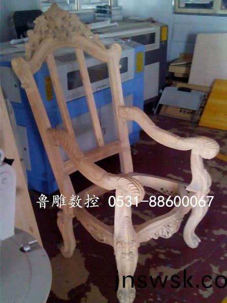 歐式(shi)傢具(ju)骽(tui)鵰(diao)刻樣(yang)品
